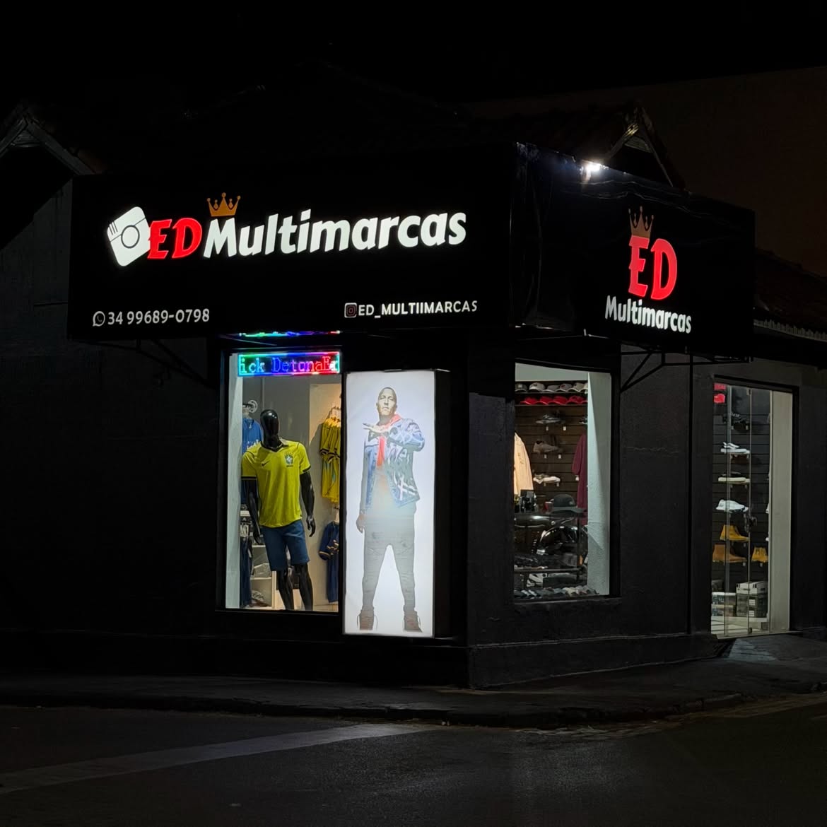 Fachada da loja ED Multimarcas em Prata, MG